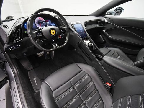 Certified 2023 Ferrari Roma image 12