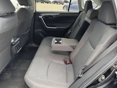 Used 2023 Toyota RAV4 LE AWD/4WD image 26