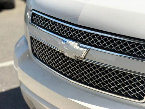 Used 2013 Chevrolet Tahoe LTZ image 10