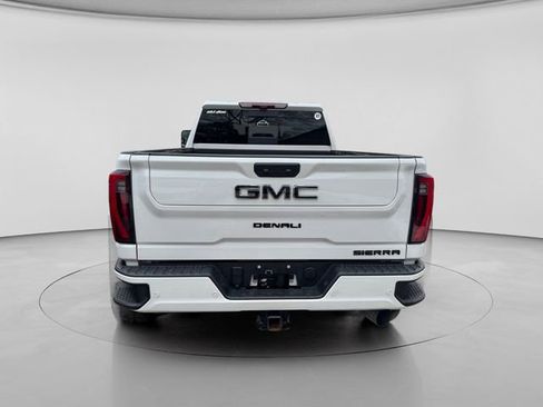 Used 2024 GMC Sierra 2500 Denali Ultimate image 5