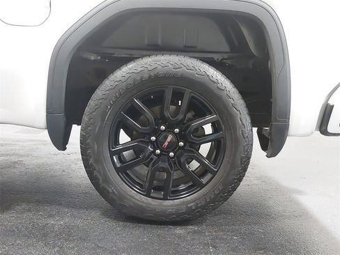 Used 2022 GMC Sierra 1500 Elevation image 34
