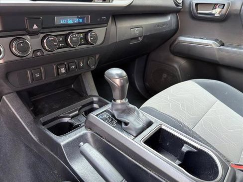 Used 2023 Toyota Tacoma TRD Sport AWD/4WD image 22
