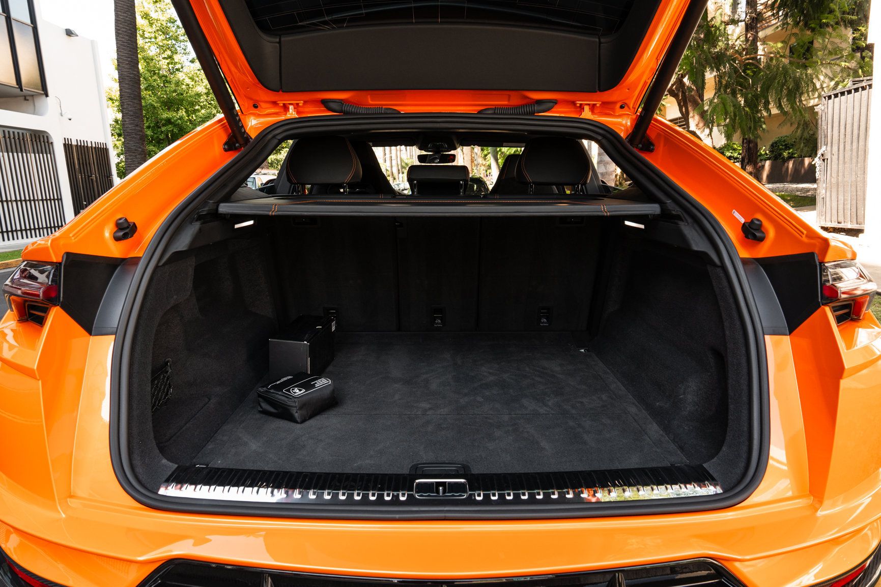 Used 2024 Lamborghini Urus Performante AWD/4WD image 62