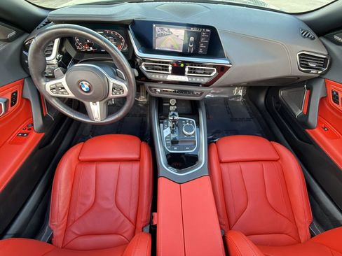 Certified 2023 BMW Z4 M40i w/ Premium Package image 15