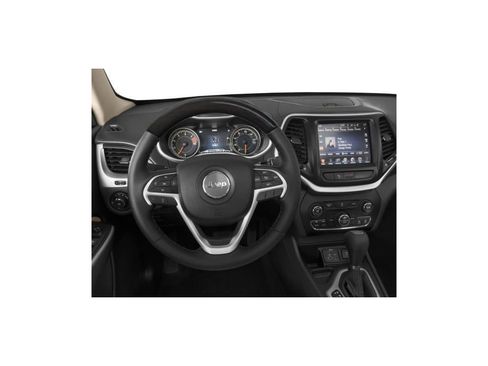 Used 2017 Jeep Cherokee Overland w/ Technology Group AWD/4WD image 16