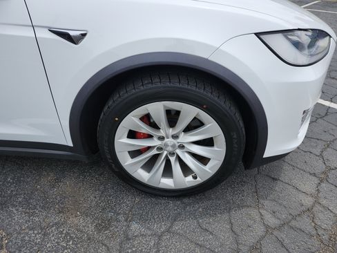 Used 2021 Tesla Model X Performance AWD/4WD image 11