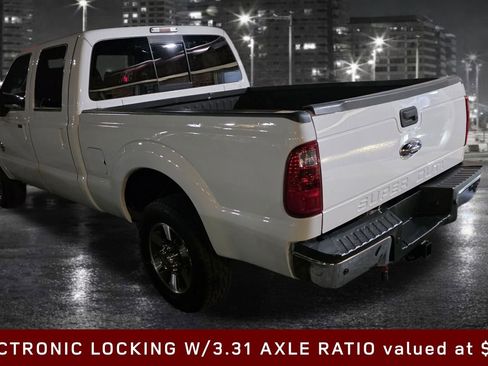 Used 2015 Ford F250 4x4 Crew Cab Super Duty image 6