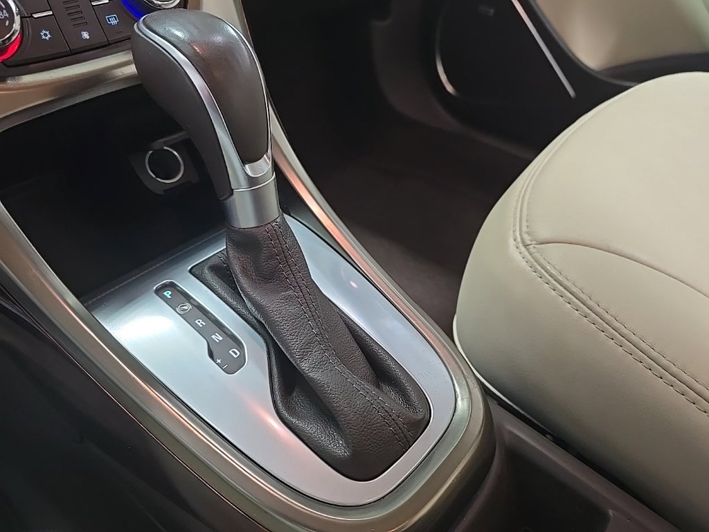 Used 2014 Buick Verano Leather FWD image 25