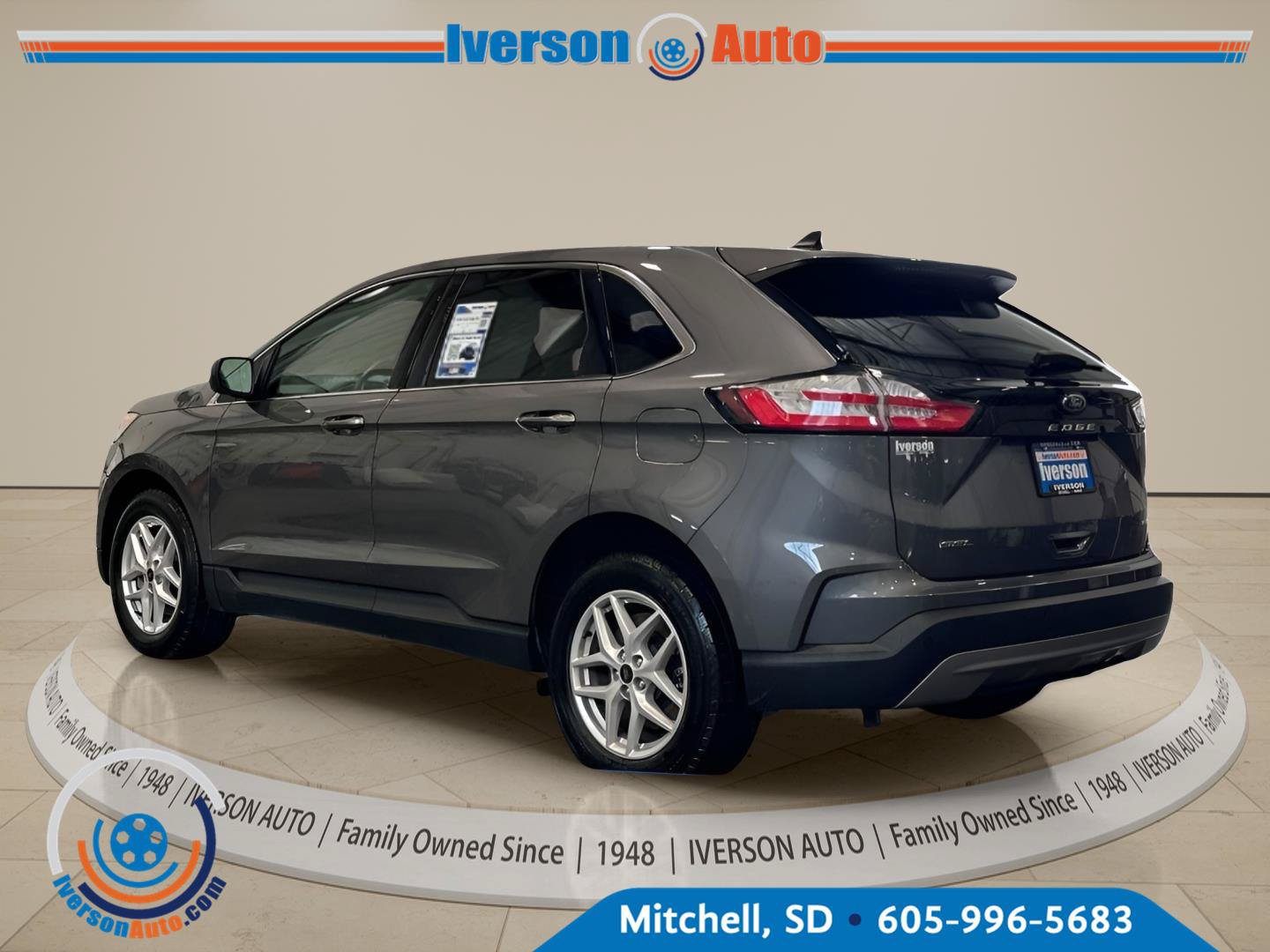 Used 2024 Ford Edge SEL w/ Convenience Package AWD/4WD image 12