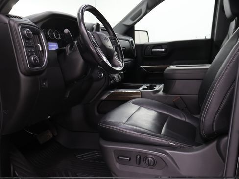 Used 2020 Chevrolet Silverado 1500 LT Trail Boss AWD/4WD image 8