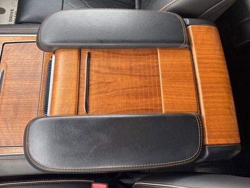 Used 2024 Jeep Grand Wagoneer L Series III AWD/4WD image 31