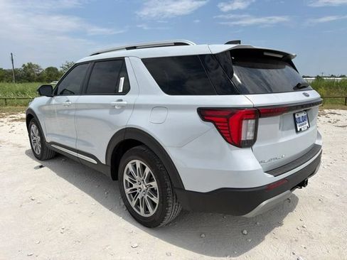 New 2026 Ford Explorer Platinum RWD image 6