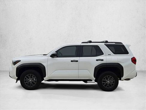 Used 2025 Toyota 4Runner SR5 AWD/4WD image 9