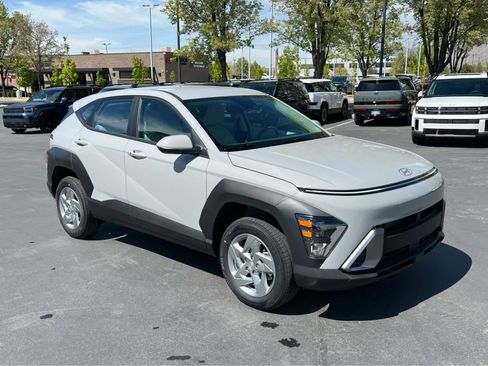 Certified 2026 Hyundai Kona SE AWD/4WD image 5