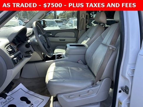 Used 2007 Chevrolet Suburban LT w/ LT Preferred Equipment Group image 14