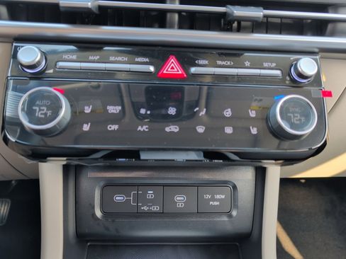 New 2026 Hyundai Tucson Limited image 18