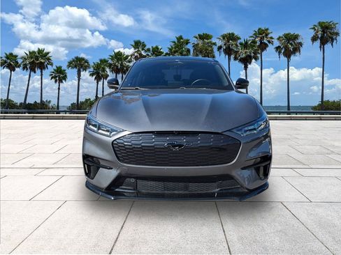 Used 2023 Ford Mustang Mach-E GT image 3