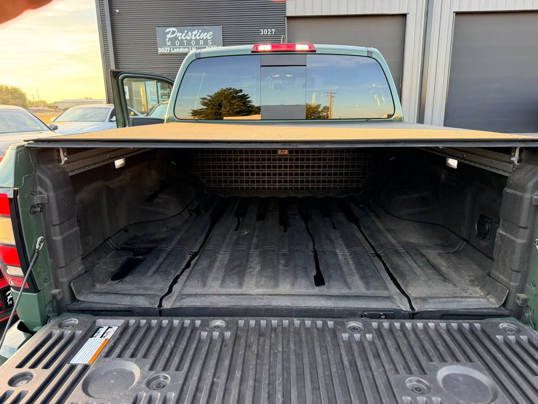 Used 2024 Nissan Frontier PRO-4X w/ Pro Convenience Package AWD/4WD image 17