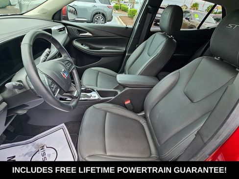Used 2024 Buick Encore GX Sport Touring w/ Comfort Package FWD image 16