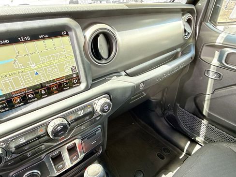Used 2023 Jeep Wrangler Willys image 24