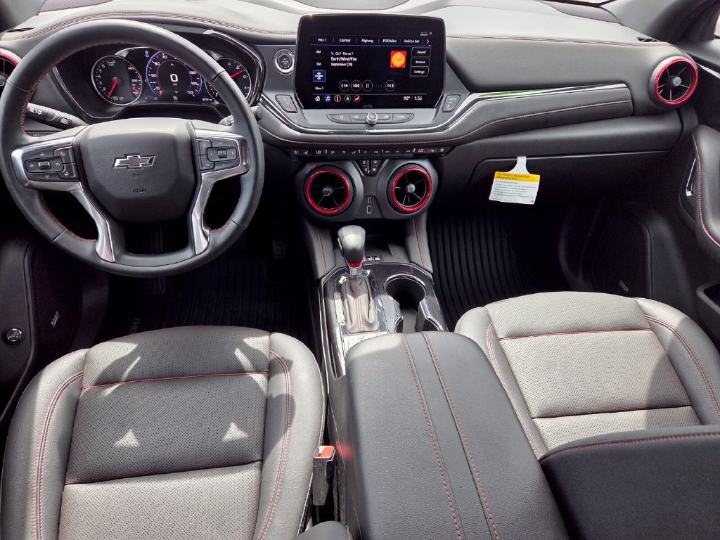 Used 2024 Chevrolet Blazer RS w/ Enhanced Convenience Package FWD image 10