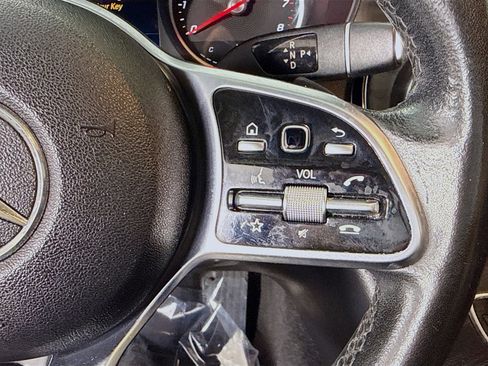 Used 2019 Mercedes-Benz C 300 Sedan image 15