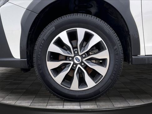 Certified 2024 Subaru Outback Limited image 8