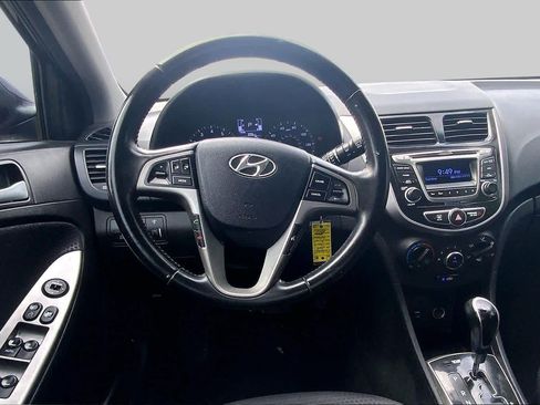 Used 2015 Hyundai Accent Sport FWD image 6