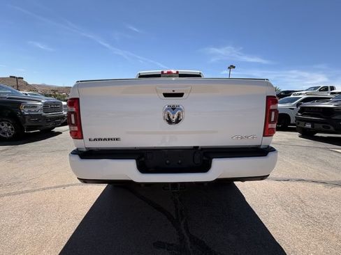 Used 2024 RAM 2500 Laramie AWD/4WD image 4