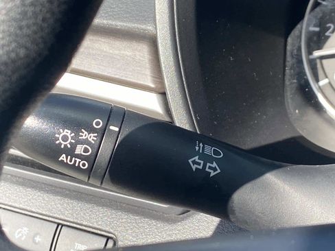 Used 2024 Nissan Altima 2.5 SV image 18