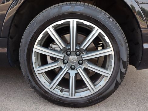 Used 2017 Audi Q7 3.0T Premium Plus w/ Premium Plus Package AWD/4WD image 44