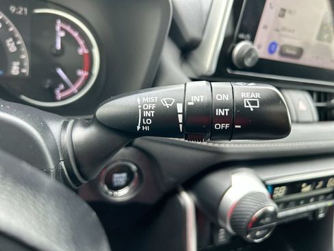 Used 2023 Toyota RAV4 XLE w/ Convenience Package FWD image 19