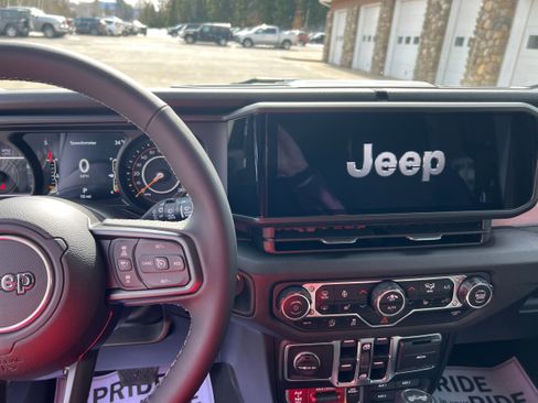 New 2025 Jeep Wrangler Unlimited Sport image 16