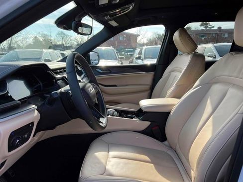 Used 2022 Jeep Grand Cherokee Limited 4xe image 15