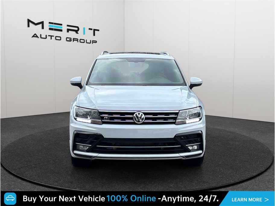 Used 2019 Volkswagen Tiguan SEL R-Line FWD image 3