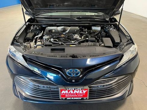Used 2019 Toyota Camry XLE w/ Driver Assist Package FWD image 9