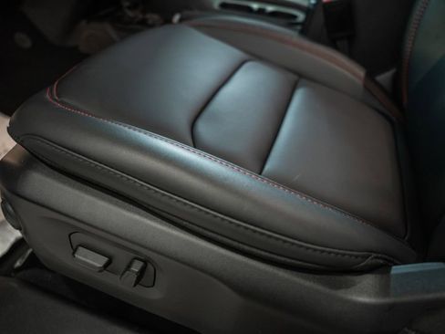 New 2026 Jeep Wrangler Unlimited Rubicon w/ Technology Group image 35