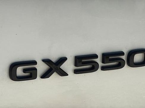 Used 2024 Lexus GX 550 AWD/4WD image 44