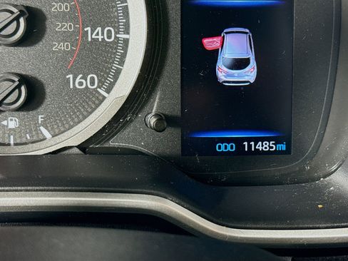Used 2019 Toyota Corolla SE w/ SE Option Package FWD image 13