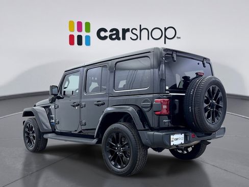 Used 2021 Jeep Wrangler Unlimited Sahara image 3