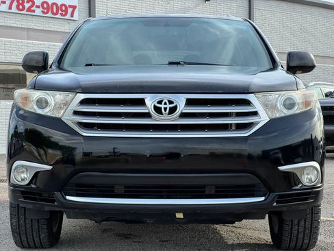 Used 2012 Toyota Highlander Limited w/ Tow Pkg AWD/4WD image 11