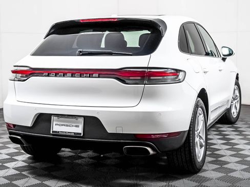 Certified 2020 Porsche Macan AWD/4WD image 10