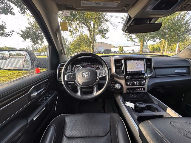 Used 2022 RAM 1500 Laramie AWD/4WD image 15