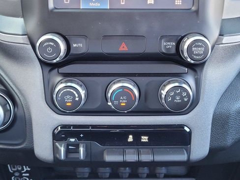 Used 2024 RAM 2500 Tradesman w/ Chrome Appearance Group AWD/4WD image 26