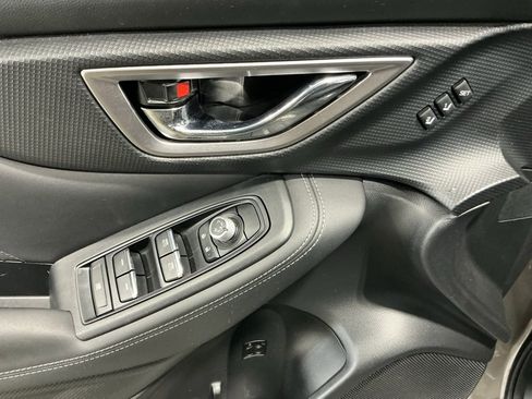 Used 2022 Subaru Forester Touring image 32