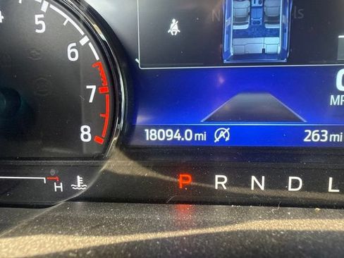 Used 2024 Ford Maverick Lariat w/ FX4 Off-Road Package AWD/4WD image 13