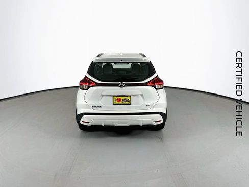 Certified 2024 Nissan Kicks SR w/ SR Premium Package FWD image 8