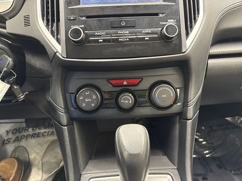 Used 2019 Subaru Impreza 2.0i Premium w/ Eyesight & BSD/Rcta & SRF image 18