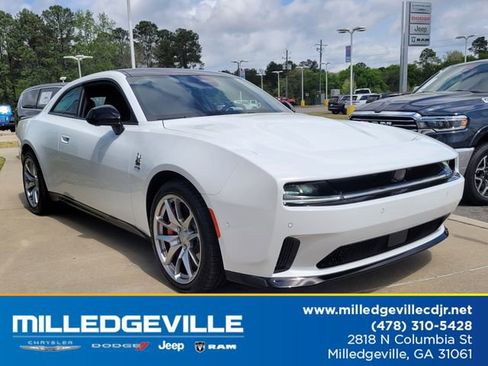 New 2024 Dodge Charger Daytona Scat Pack w/ Plus Group AWD/4WD image 1