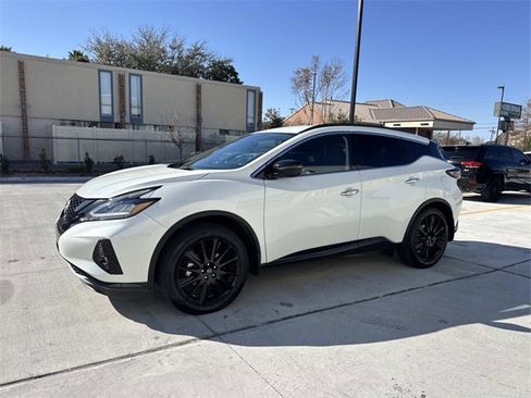 Used 2024 Nissan Murano SV w/ SV Midnight Edition Package image 3